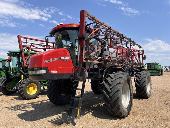 2014 Case IH Patriot 4430 Sprayer/High Clearance