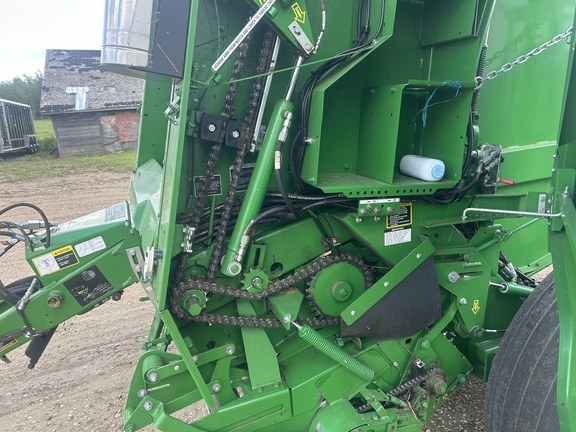 2021 John Deere 560M Baler/Round