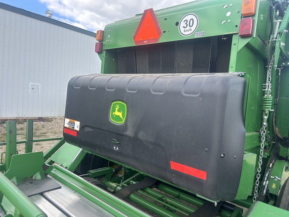 2021 John Deere 560M Baler/Round