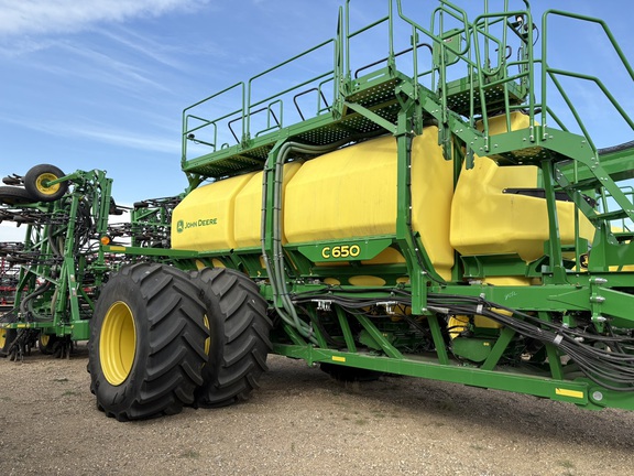 2021 John Deere P556 Air Seeder