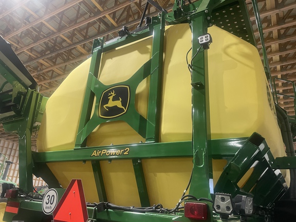 2021 John Deere P556 Air Seeder