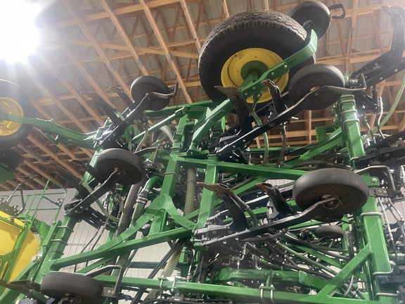 2021 John Deere P556 Air Seeder