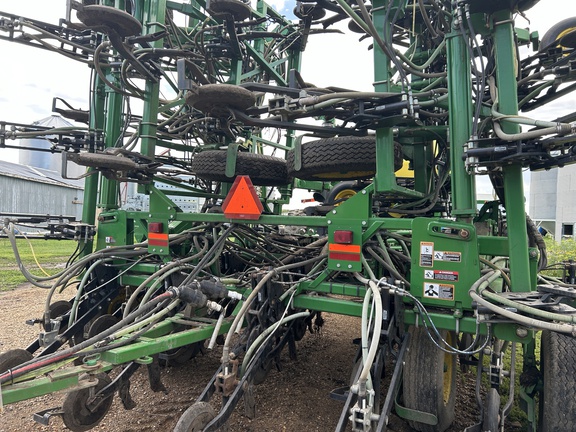 2013 John Deere 1870 Air Seeder