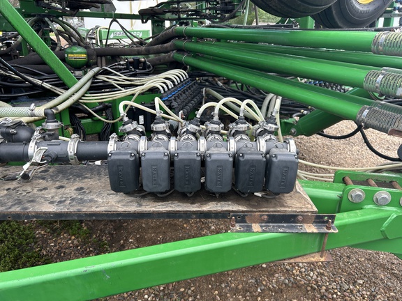 2013 John Deere 1870 Air Seeder