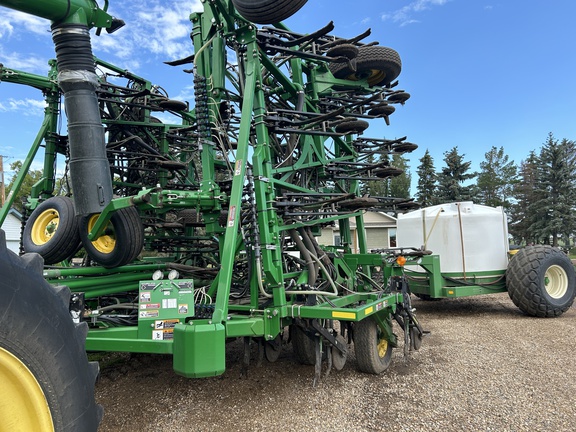 2013 John Deere 1870 Air Seeder