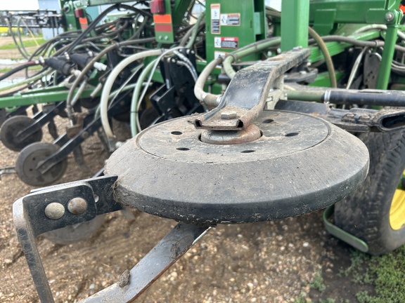 2013 John Deere 1870 Air Seeder