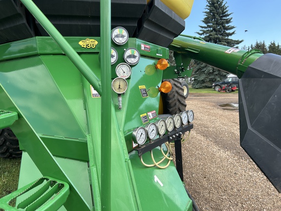 2013 John Deere 1870 Air Seeder