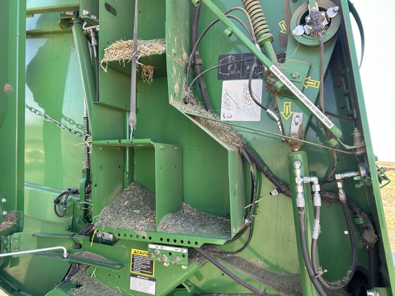 2021 John Deere 560M Baler/Round