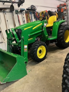 2017 John Deere 3038E Tractor Compact