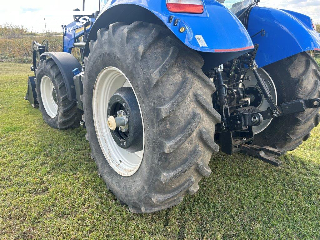 2017 New Holland T6.175 CVT Tractor