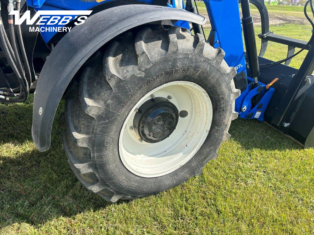 2017 New Holland T6.175 CVT Tractor