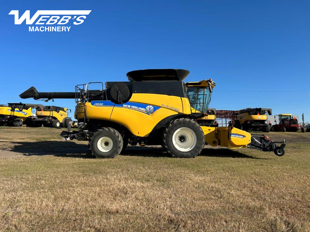 2016 New Holland CR9.90 Combine