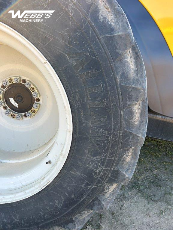 2016 New Holland CR9.90 Combine