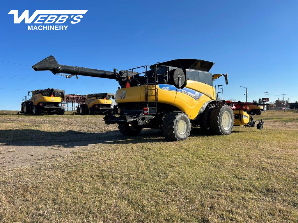 2016 New Holland CR9.90 Combine