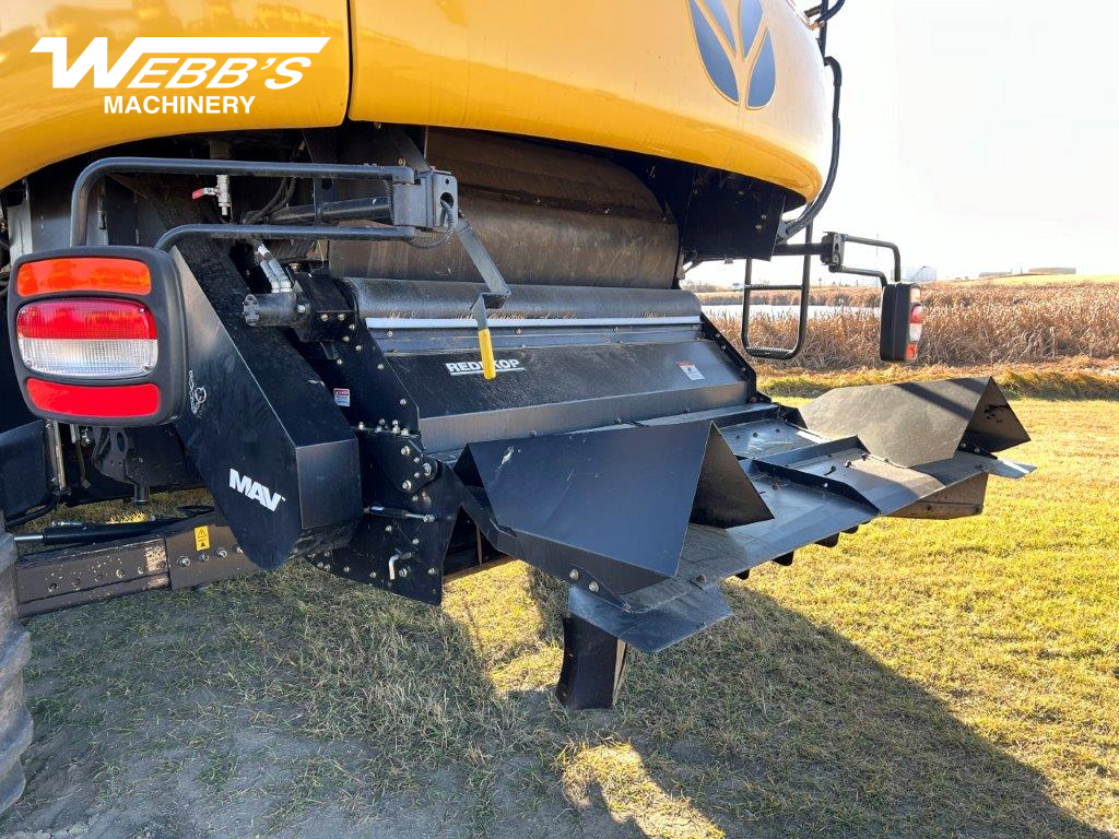 2016 New Holland CR9.90 Combine