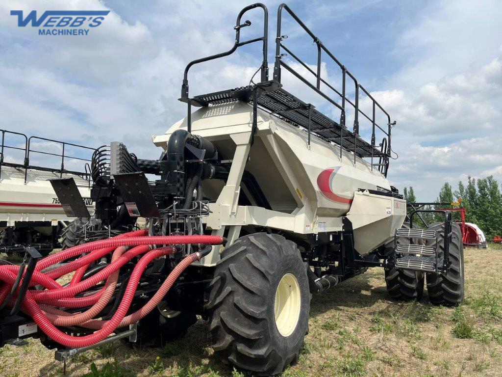 2017 Bourgault 3320-66XTC/7550 Air Drill