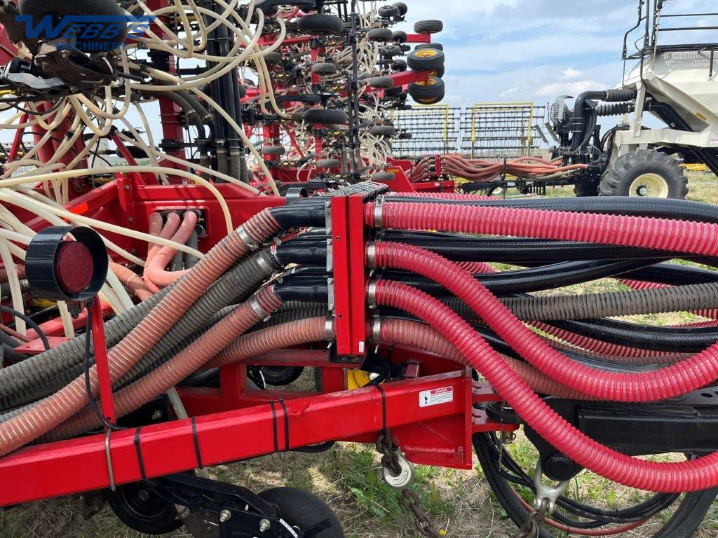 2017 Bourgault 3320-66XTC/7550 Air Drill