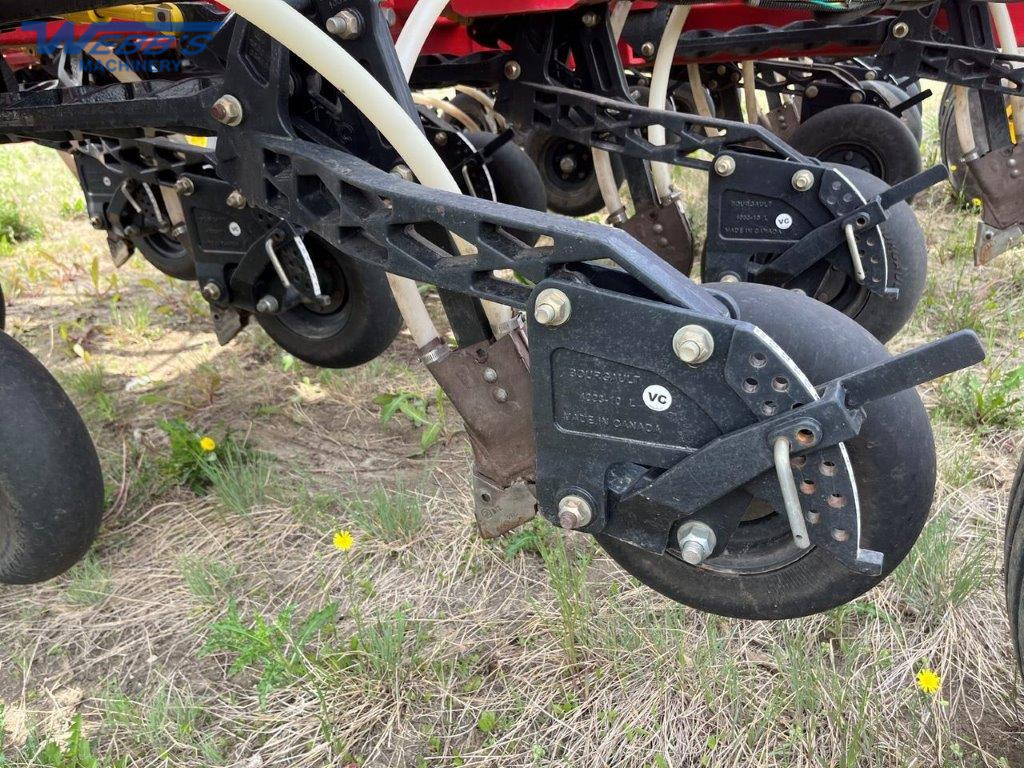 2017 Bourgault 3320-66XTC/7550 Air Drill