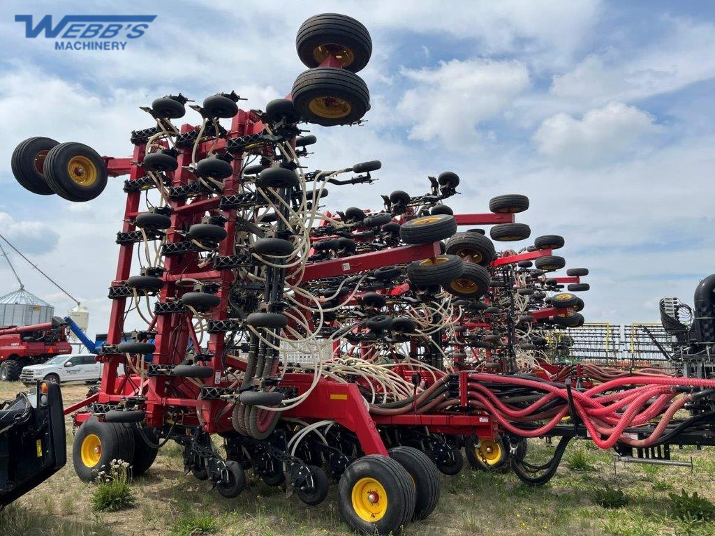 2017 Bourgault 3320-66XTC/7550 Air Drill