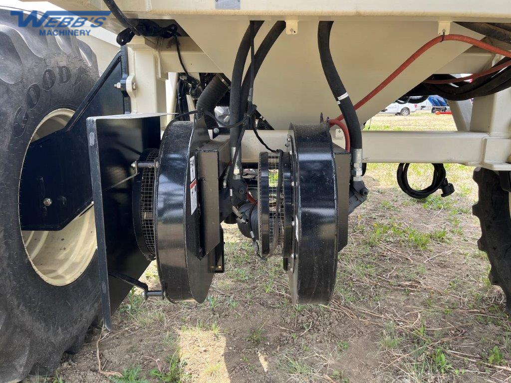 2017 Bourgault 3320-66XTC/7550 Air Drill