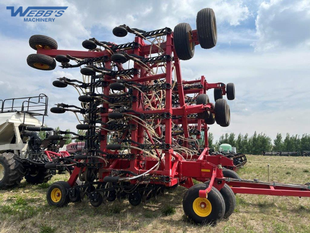 2017 Bourgault 3320-66XTC/7550 Air Drill