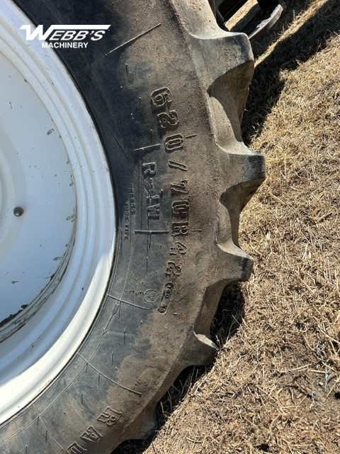 2015 New Holland T8.320 Tractor