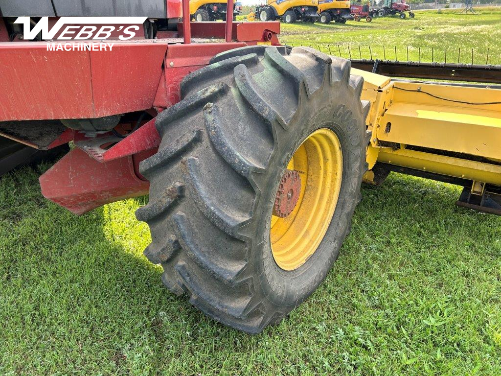 2013 New Holland H8060 Windrower