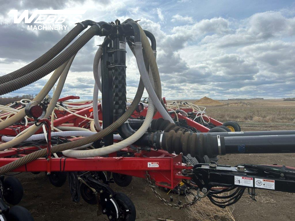 2012 Bourgault 3320-60' XTC & 6550ST Paralinnk Air Drill