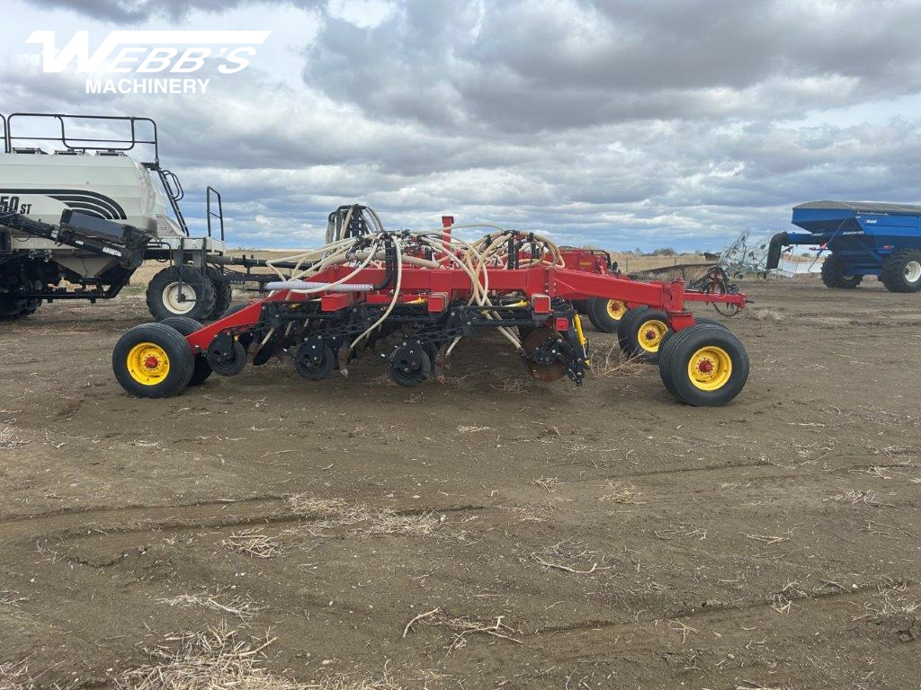 2012 Bourgault 3320-60' XTC & 6550ST Paralinnk Air Drill