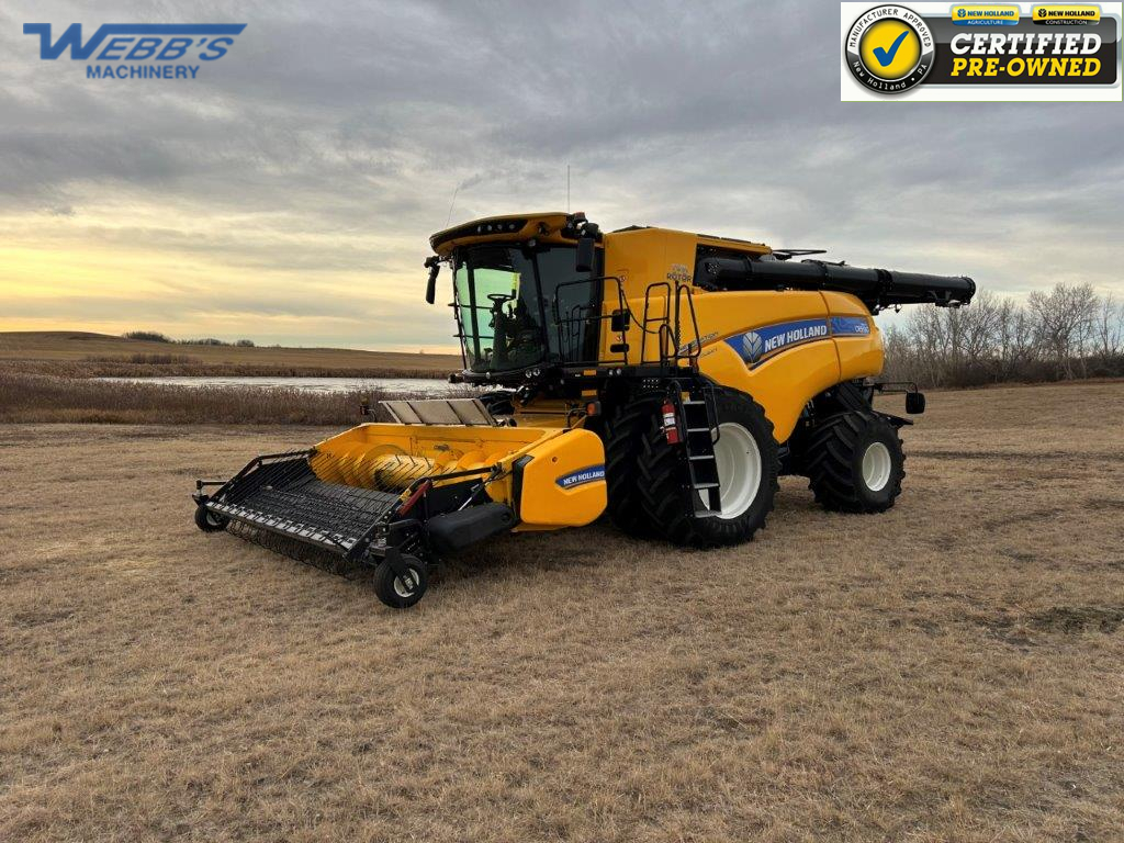 2022 New Holland CR9.90Z Combine