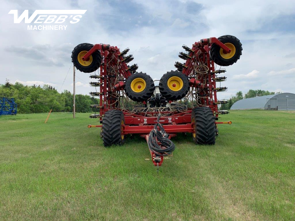 2019 Bourgault 3320-66 66ft-6in Width - 10in Space Air Drill