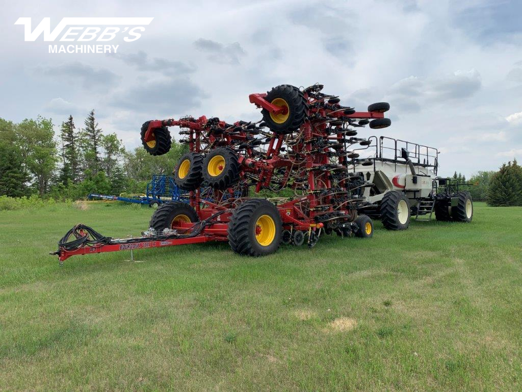 2019 Bourgault 3320-66 66ft-6in Width - 10in Space Air Drill