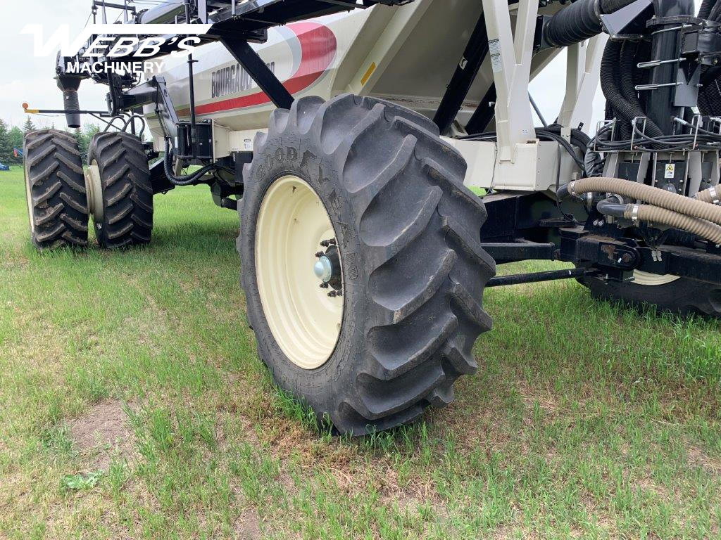 2019 Bourgault 3320-66 66ft-6in Width - 10in Space Air Drill