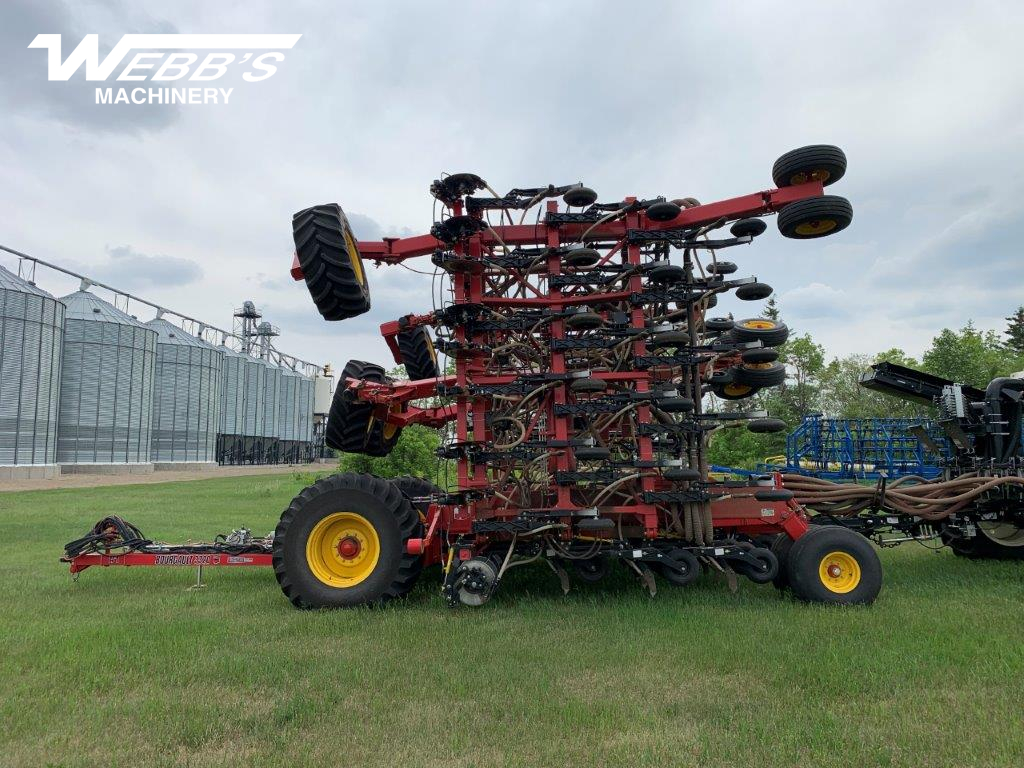 2019 Bourgault 3320-66 66ft-6in Width - 10in Space Air Drill