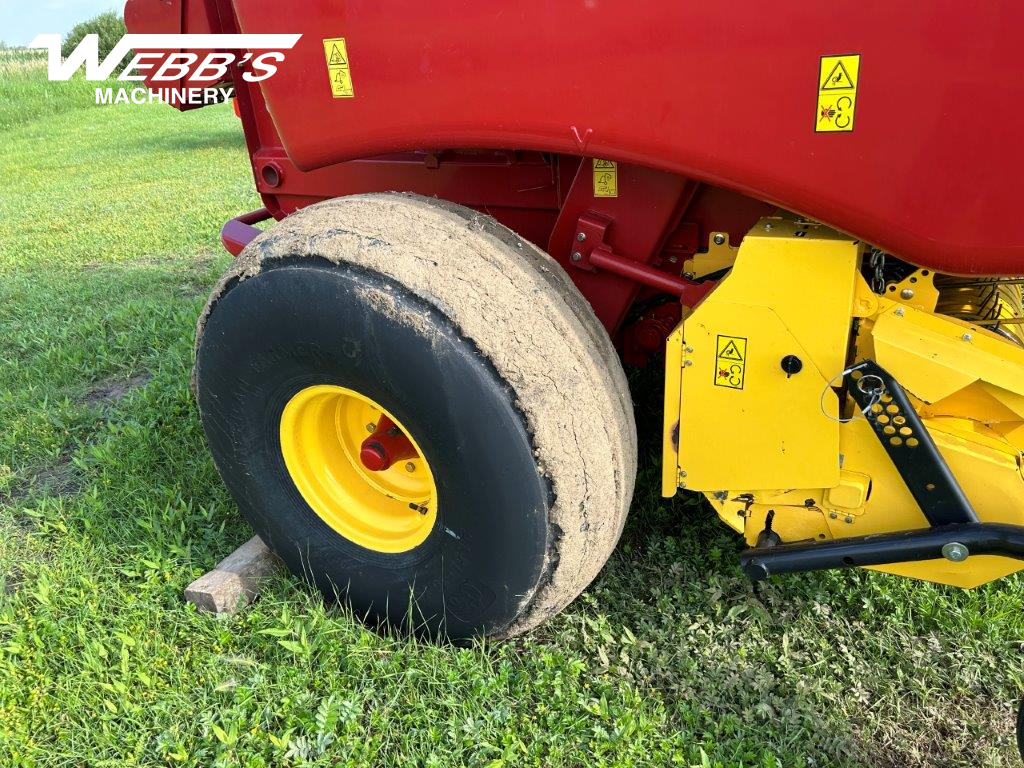 2018 New Holland Rollbelt 560 Baler/Round