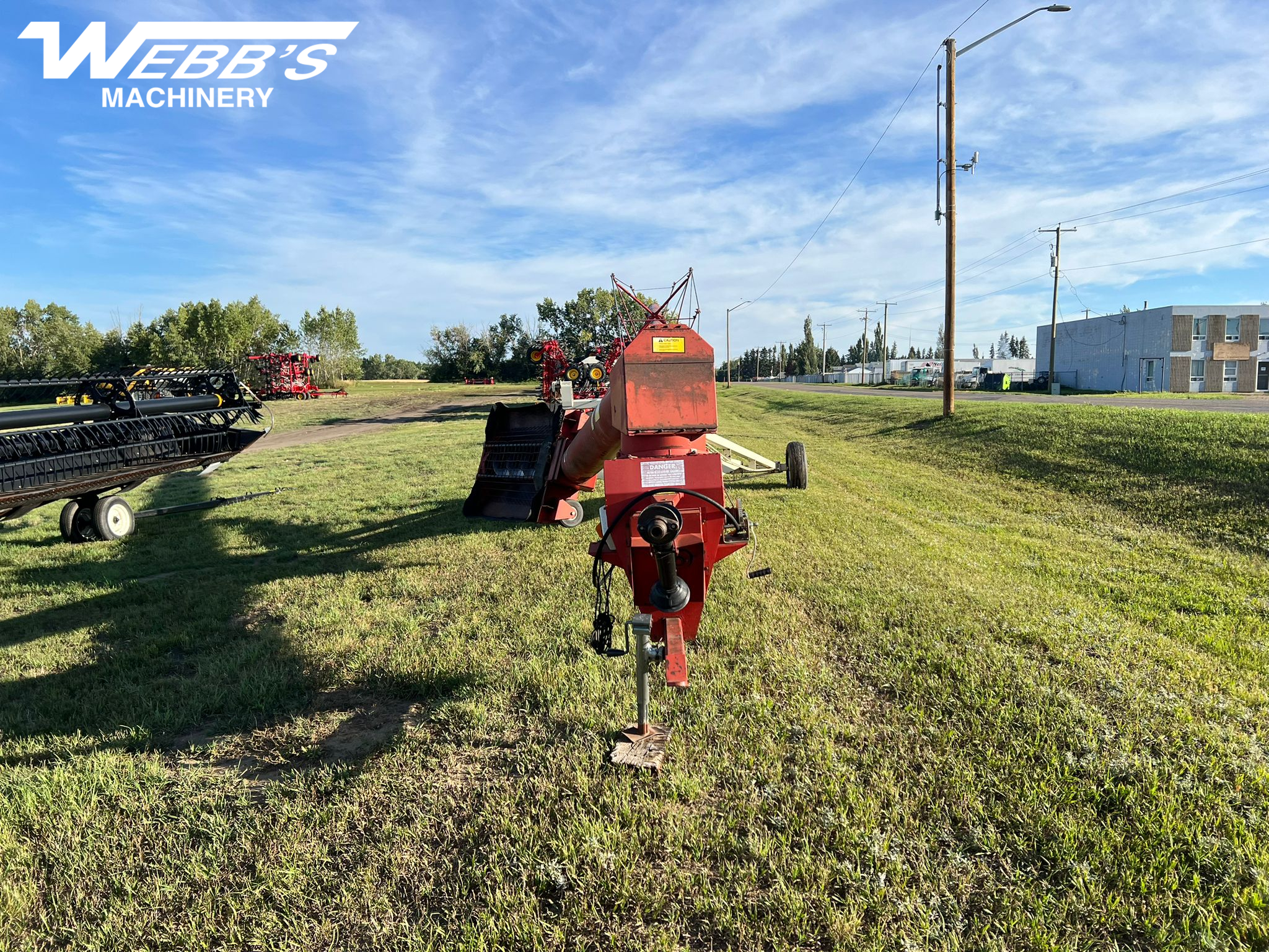 1998 Buhler Farm King 1370 Grain Auger