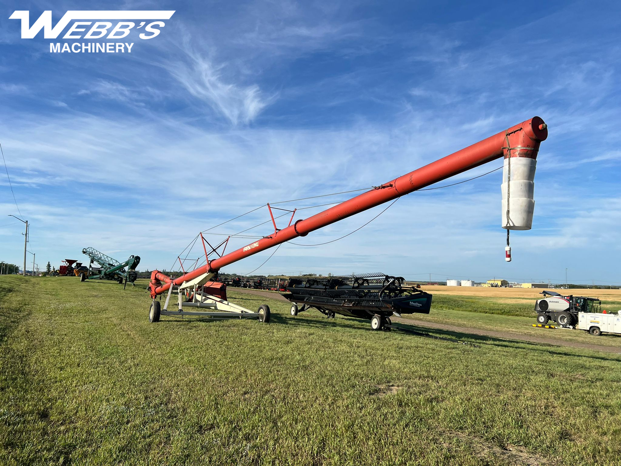 1998 Buhler Farm King 1370 Grain Auger