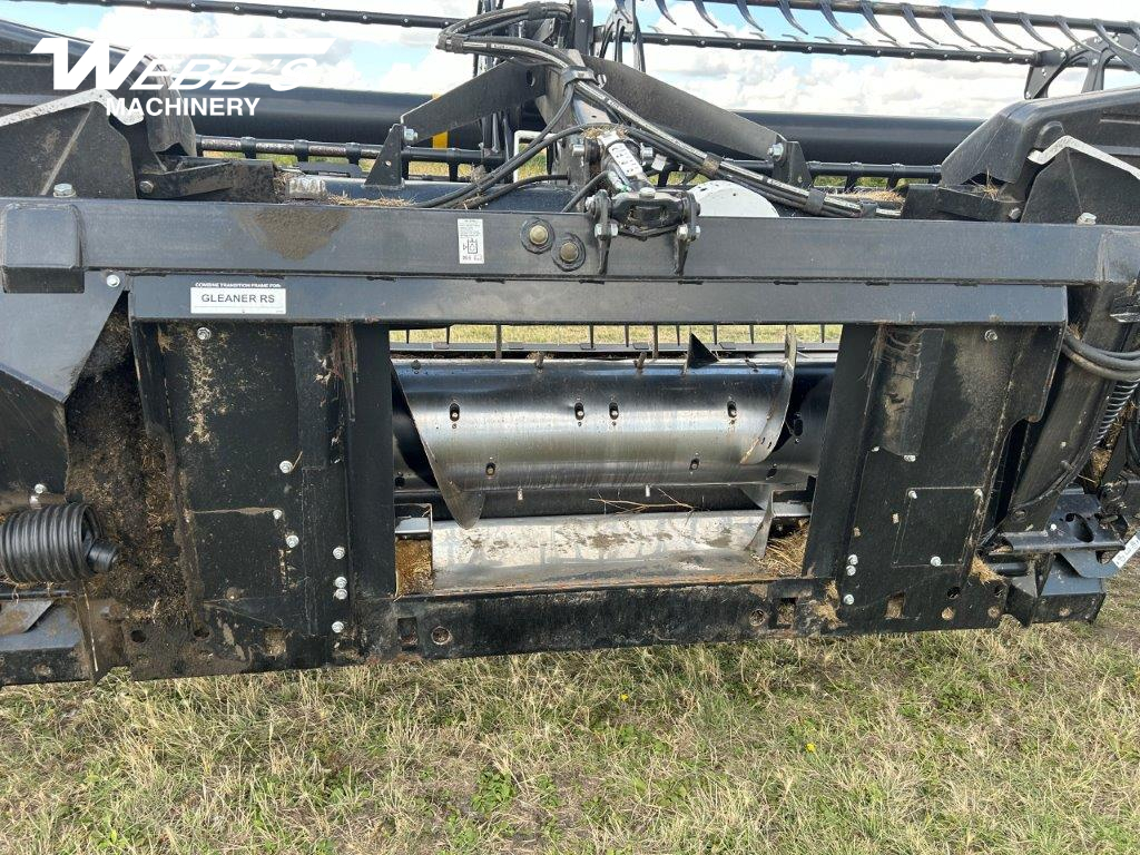 2018 MacDon FD75-30 Header Combine