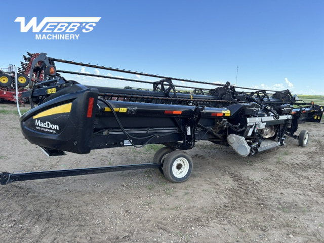 2016 MacDon FD75-40 Header Combine