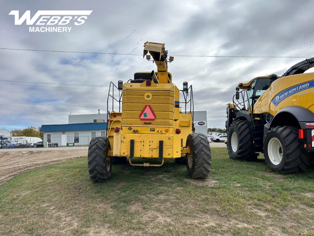 2001 New Holland FX28 Forage Harvester