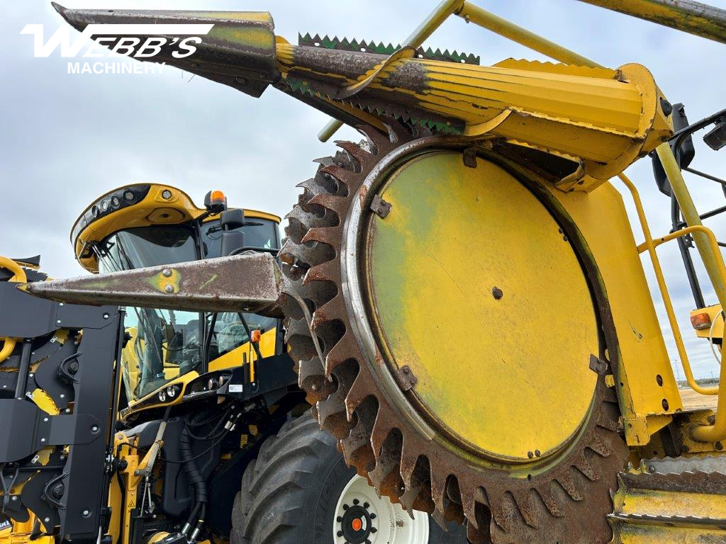 2001 New Holland FX28 Forage Harvester