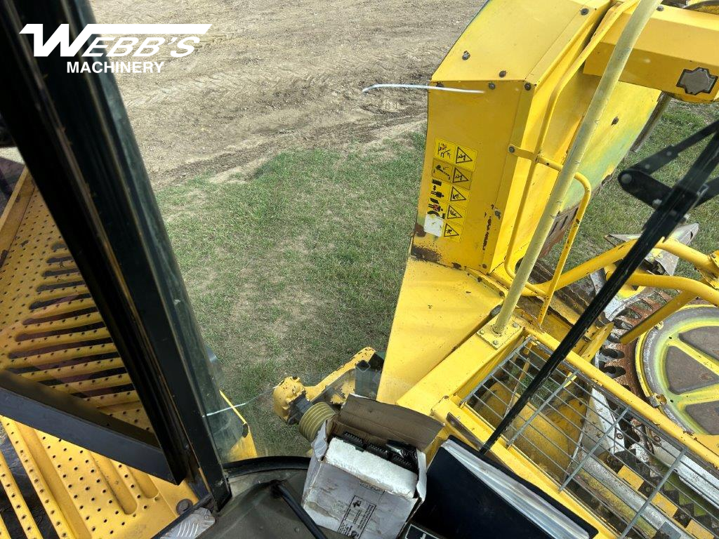 2001 New Holland FX28 Forage Harvester