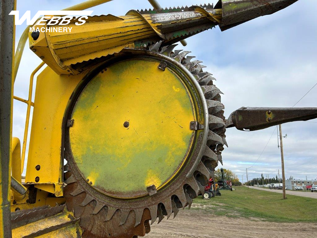 2001 New Holland FX28 Forage Harvester