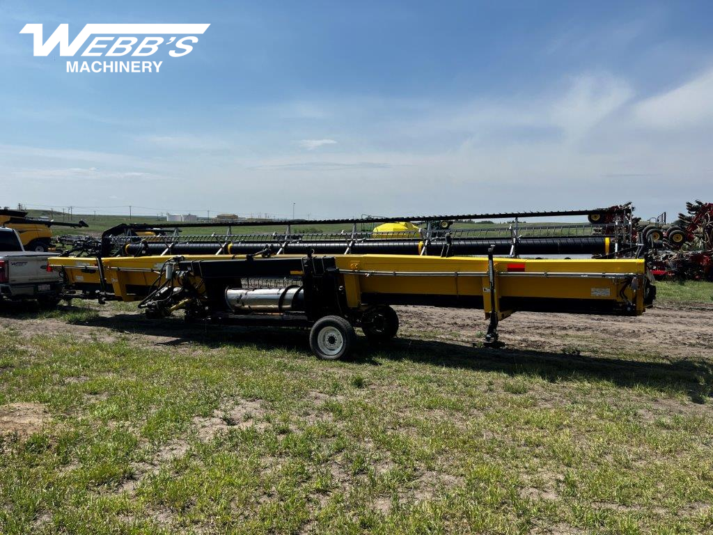 2011 New Holland 94C-36 Header Combine