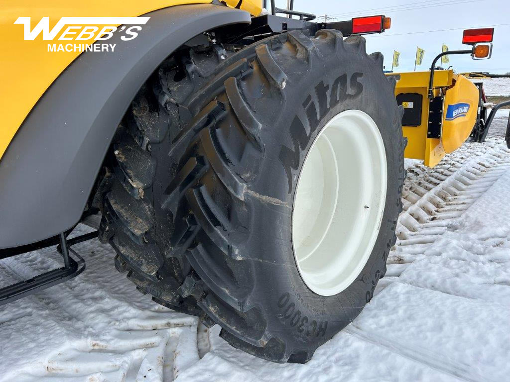 2023 New Holland CR10.90Z Combine