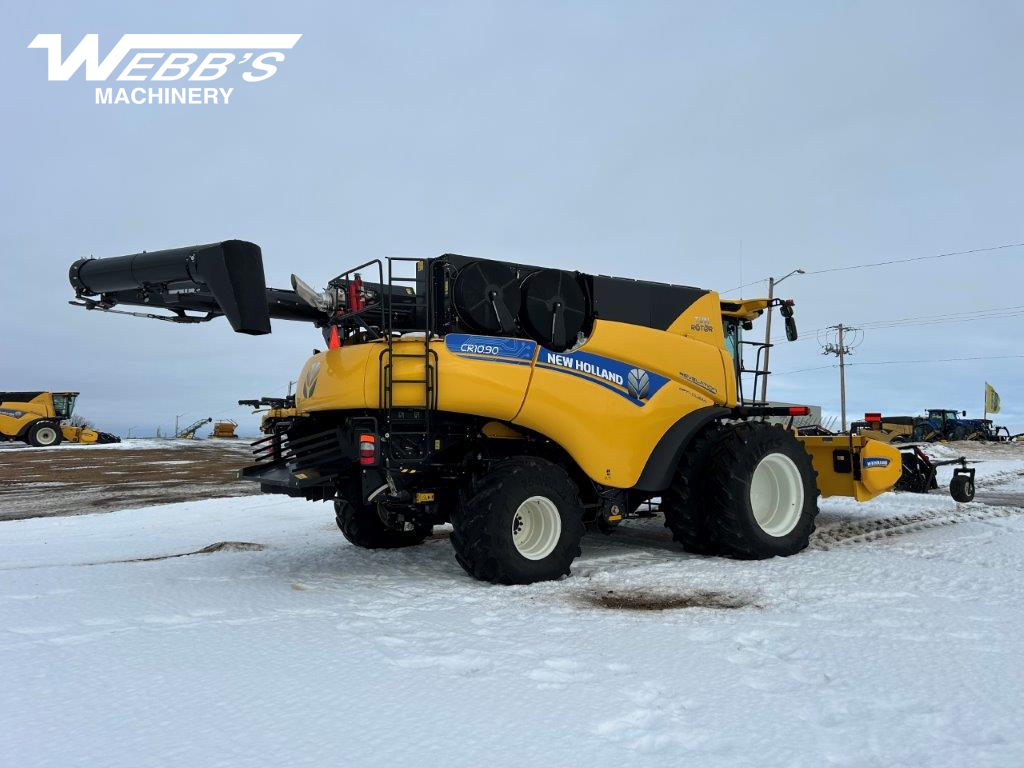 2023 New Holland CR10.90Z Combine