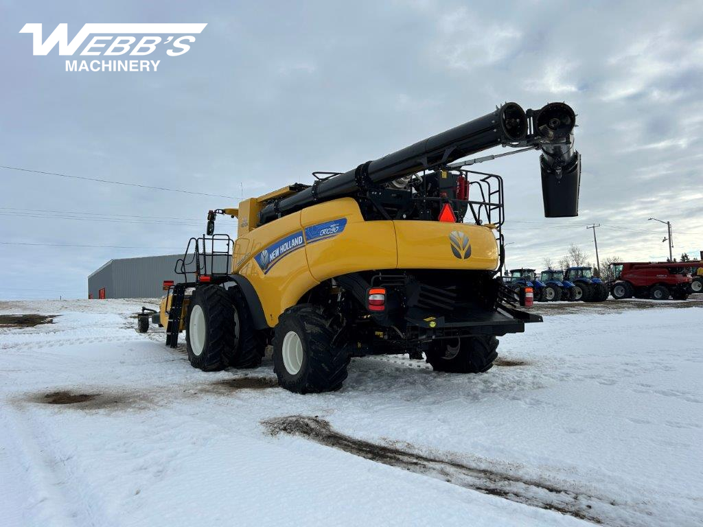 2023 New Holland CR10.90Z Combine