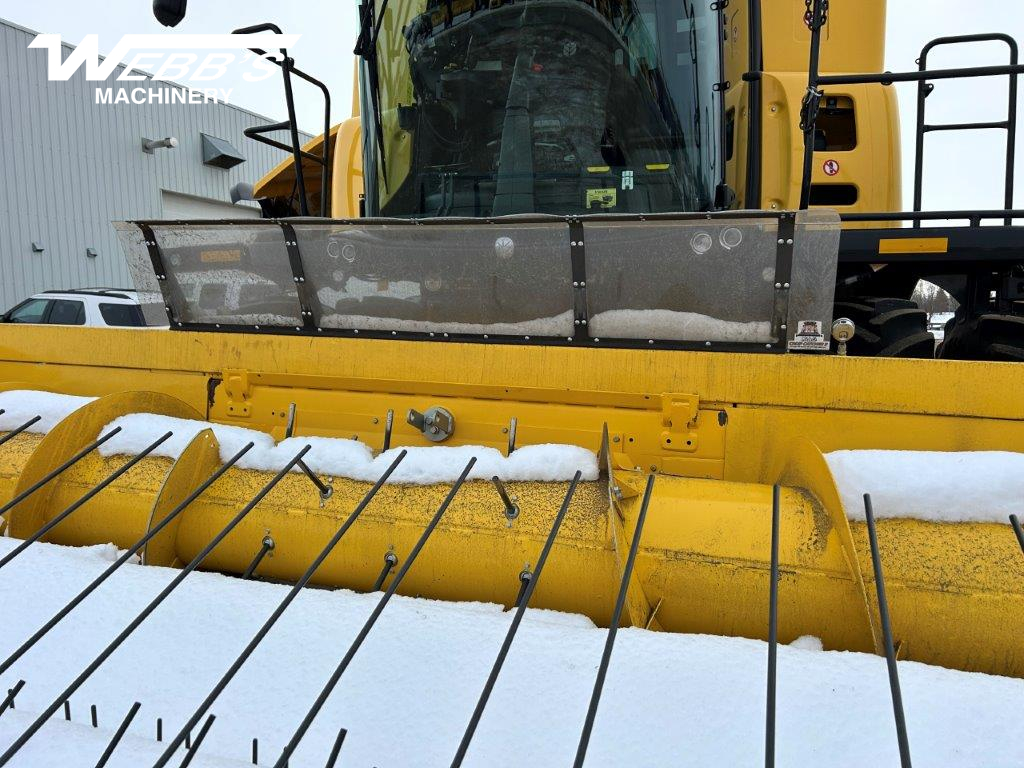 2023 New Holland CR10.90Z Combine