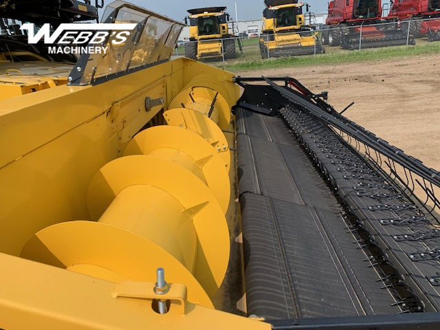 2023 New Holland CR10.90Z Combine