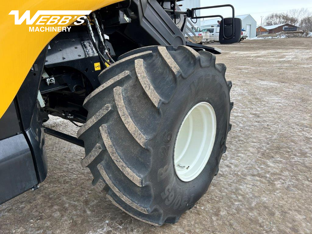 2023 New Holland CR10.90Z Combine